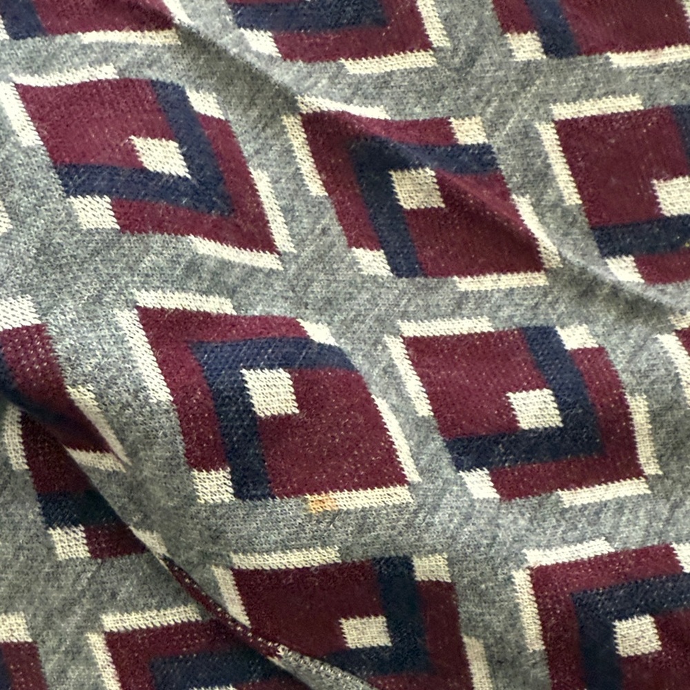 Geometric Patterned Flare Pants - Picture 7 of 7
